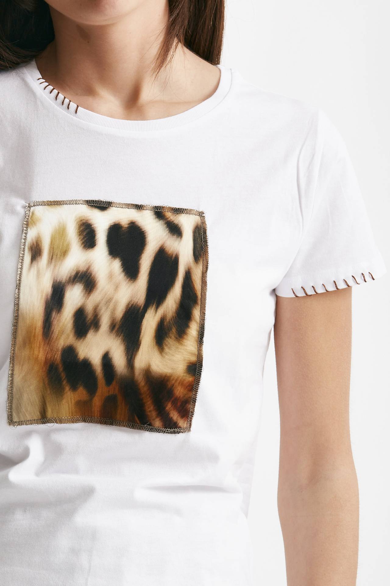 t-shirt con applicazione animalier bianca women Bellini - 5