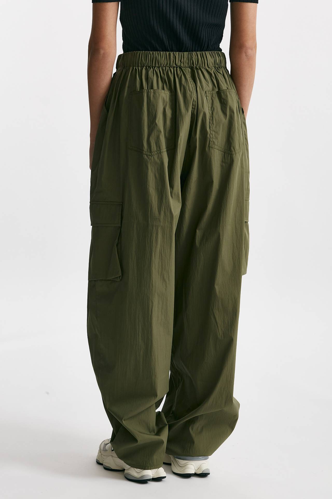 pantalone over fit in tela tecnica verde militare women Giorgio brato - 2