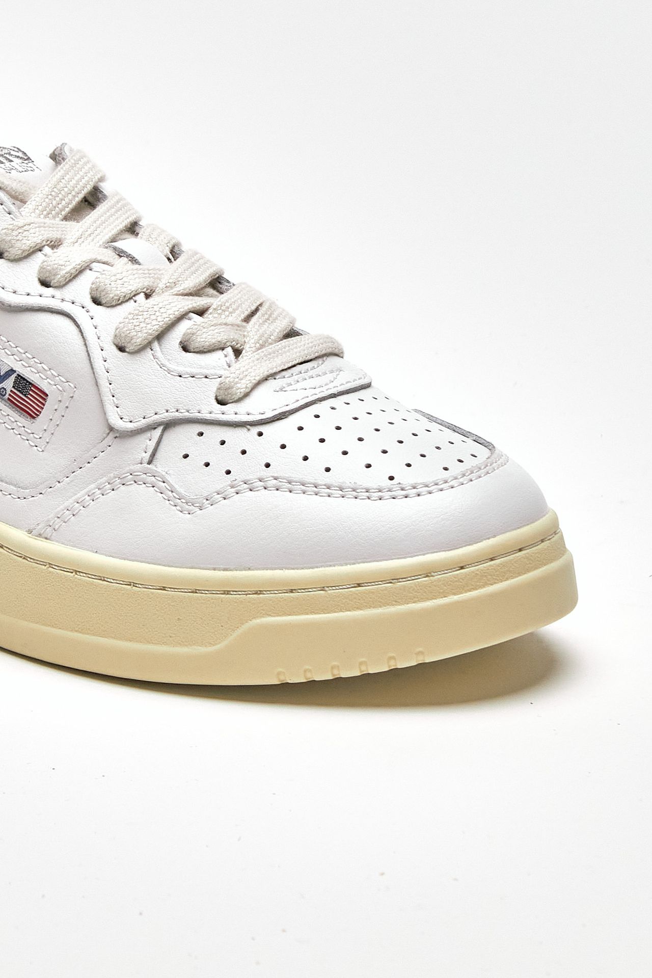 sneakers medalist low-aulw-ll88 in pelle women Autry - 5