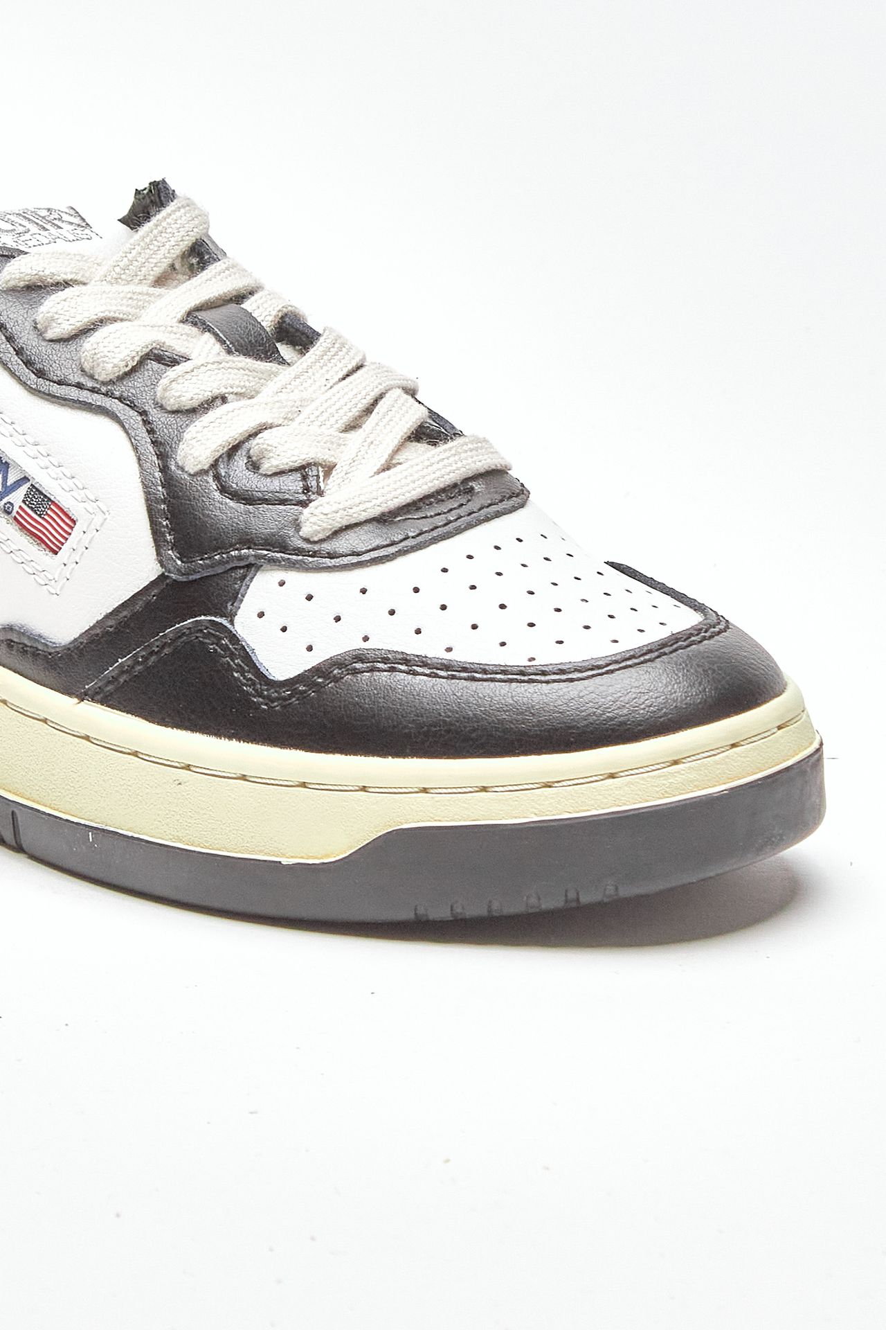 sneakers bicolor medalist low-aulw-wb01 in pelle women Autry - 5