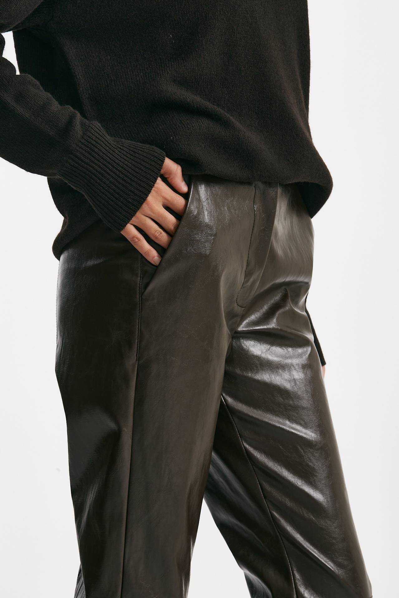 pantalone dritto in eco pelle cioccolato vita alta women Federica tosi - 5