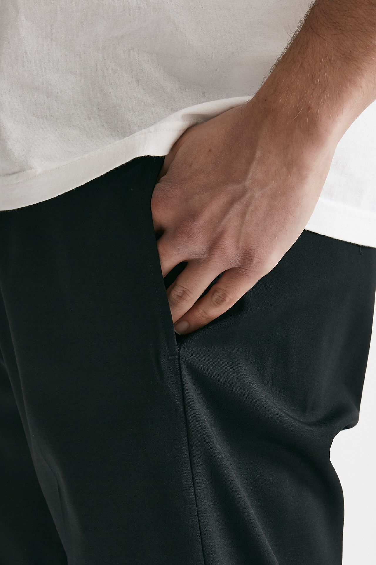pantalone in poliestere e lana stretch nero men Covert - 6