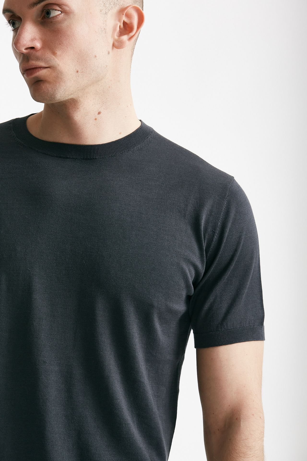 t shirt in seta e cotone grigio scuro men Kangra - 5