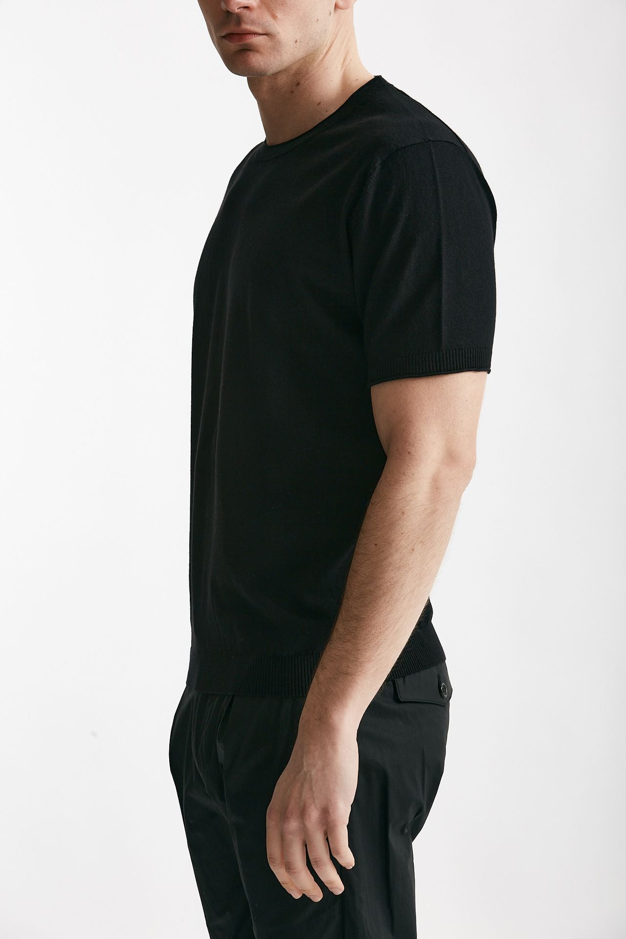 t shirt in maglia cotone e lino nero men Kangra - 2