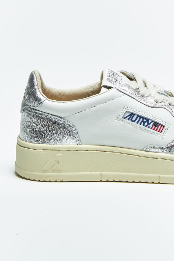 sneakers medalist low-aulw-wb18 women Autry