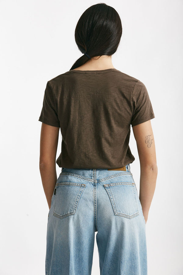 t-shirt basic scollo v romy marrone fiammato women Anonym apparel