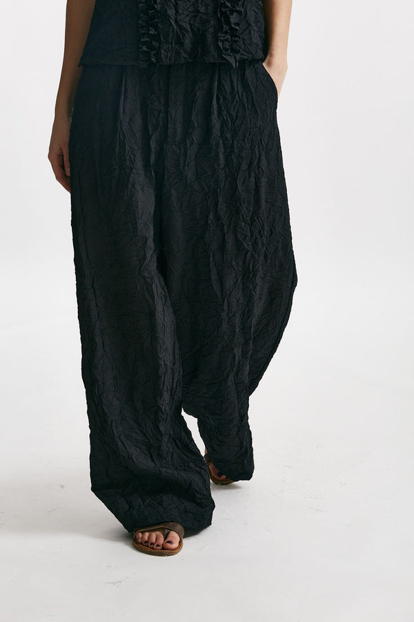 pantalone loose effetto stropicciato nero women Nude