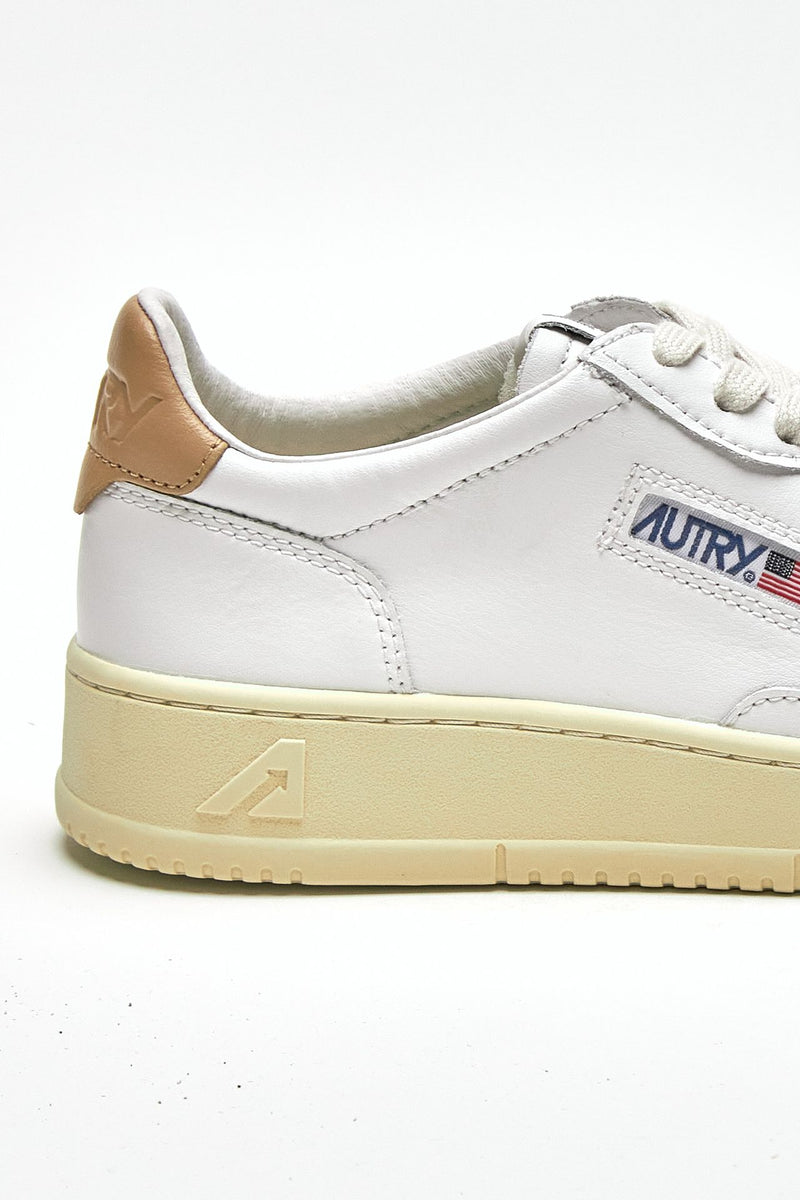sneakers medalist low-aulw-ll76 in pelle women Autry - 7