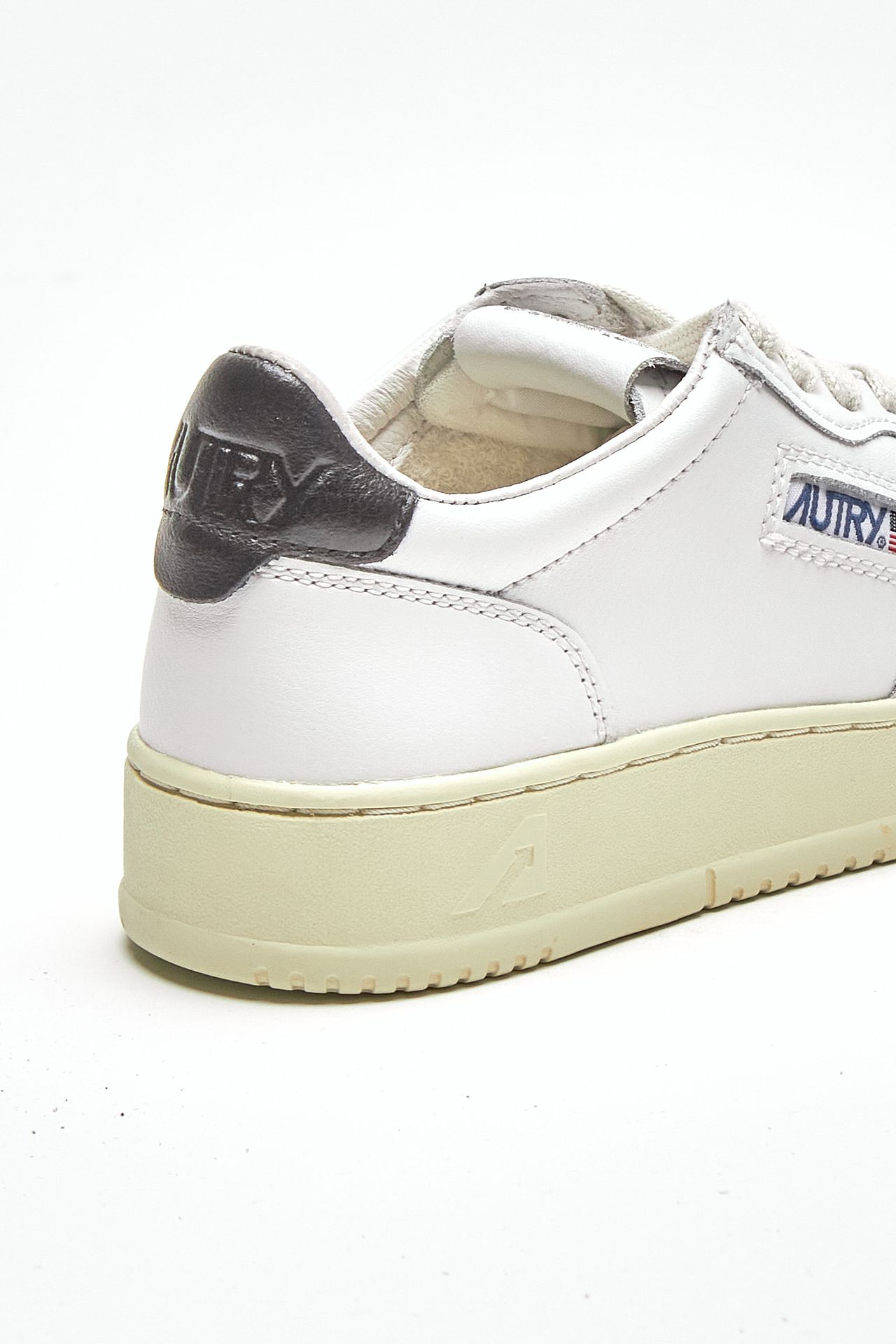 sneakers medalist low-aulw-ll22 in pelle women Autry - 7