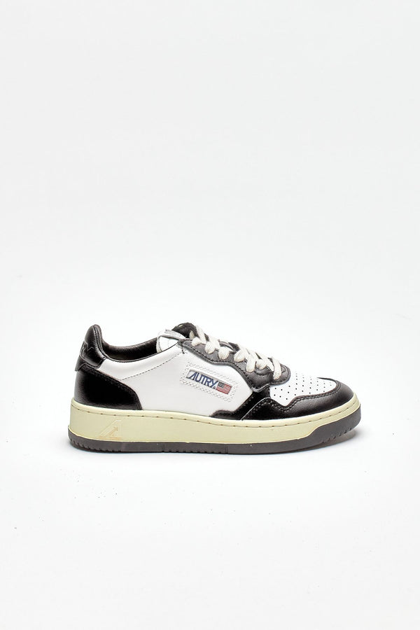 sneakers bicolor medalist low-aulw-wb01 in pelle women Autry