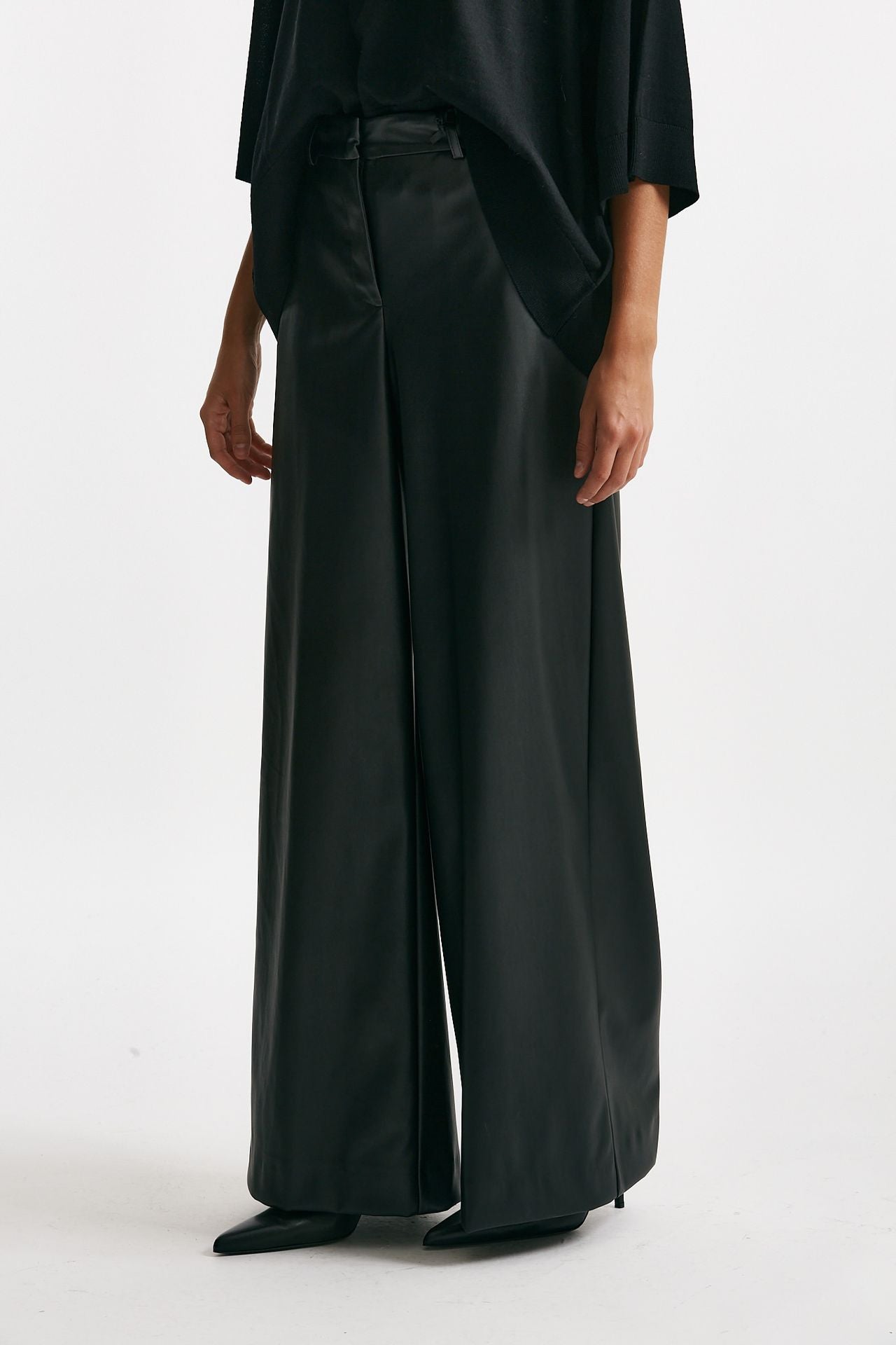 pantalone vita alta ampio eco pelle nero women Nude - 2