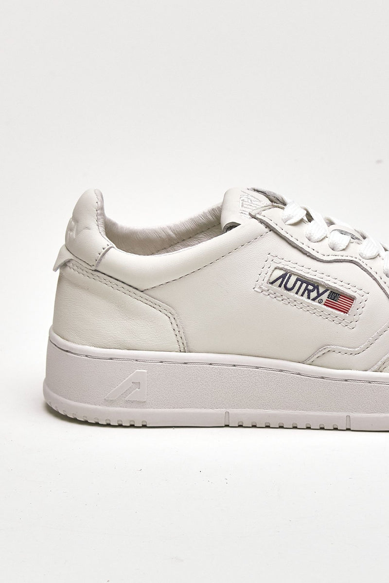 Sneakers MEDALIST LOW – AULW-SG10 in pelle women Autry - 6