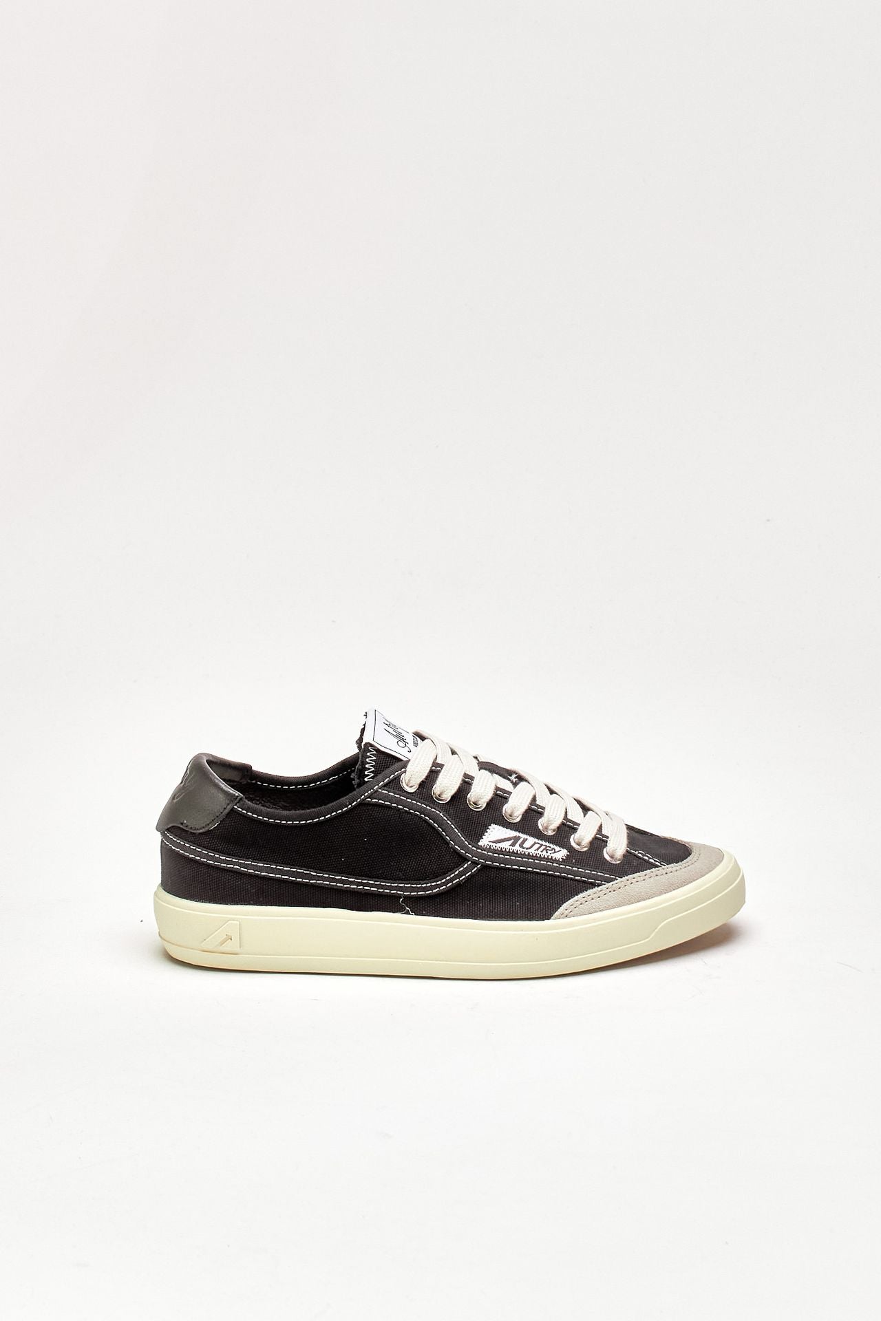 Sneakers SNEAKERS WINDSCAPE LOW in canvas nero women Autry - 1