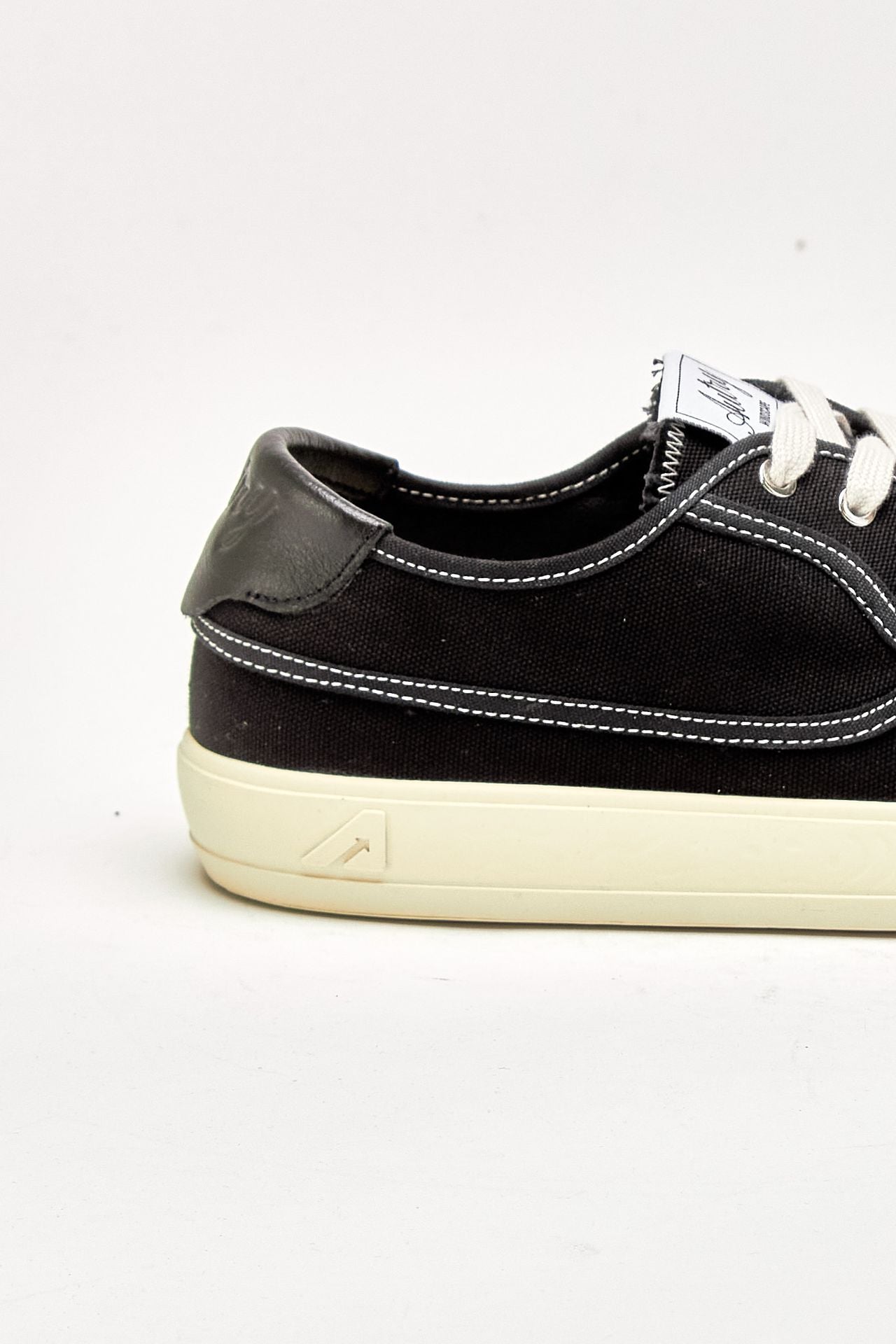 Sneakers SNEAKERS WINDSCAPE LOW in canvas nero women Autry - 6