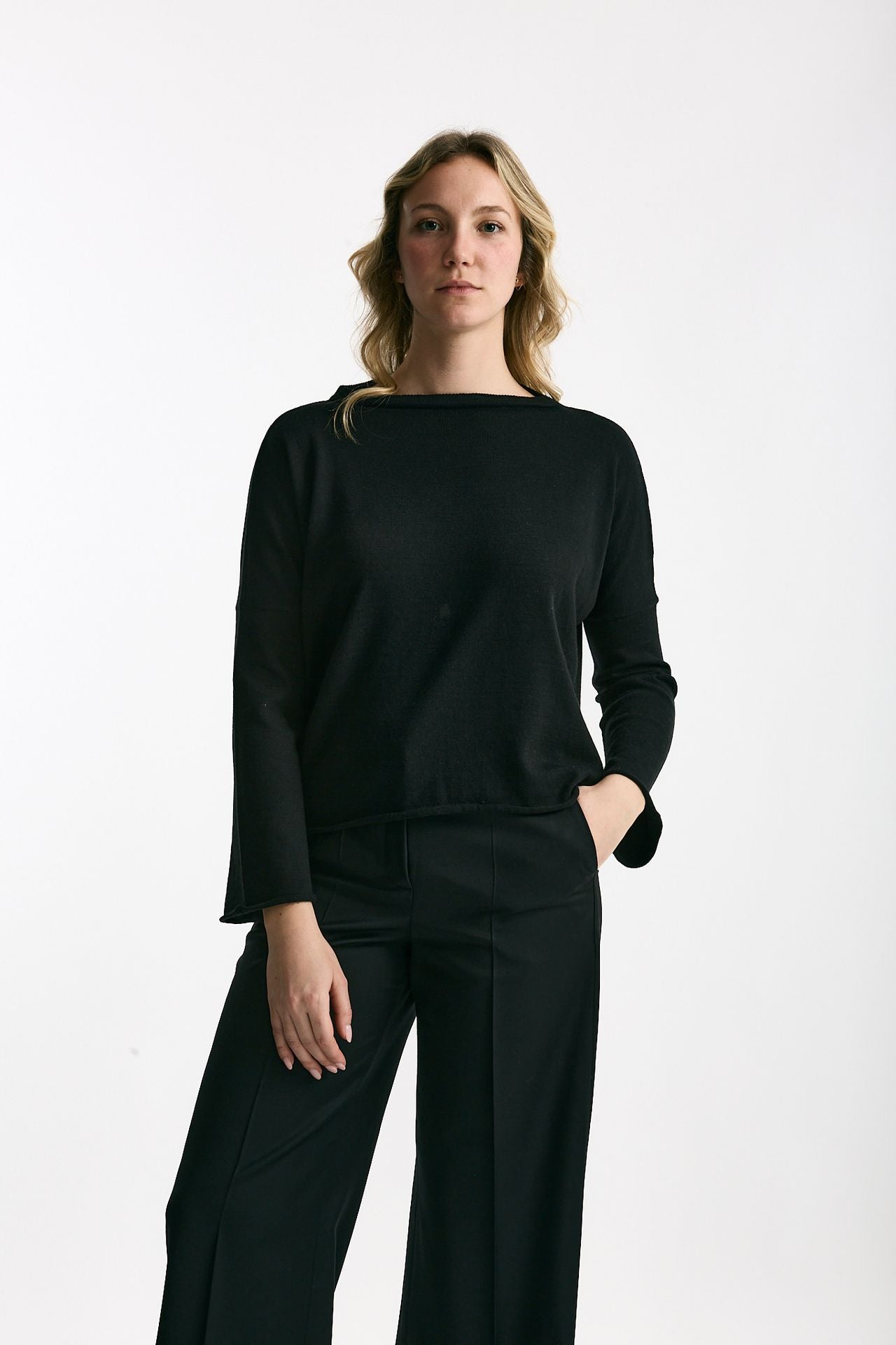 Maglia collo a barchetta nero women Be you - 1