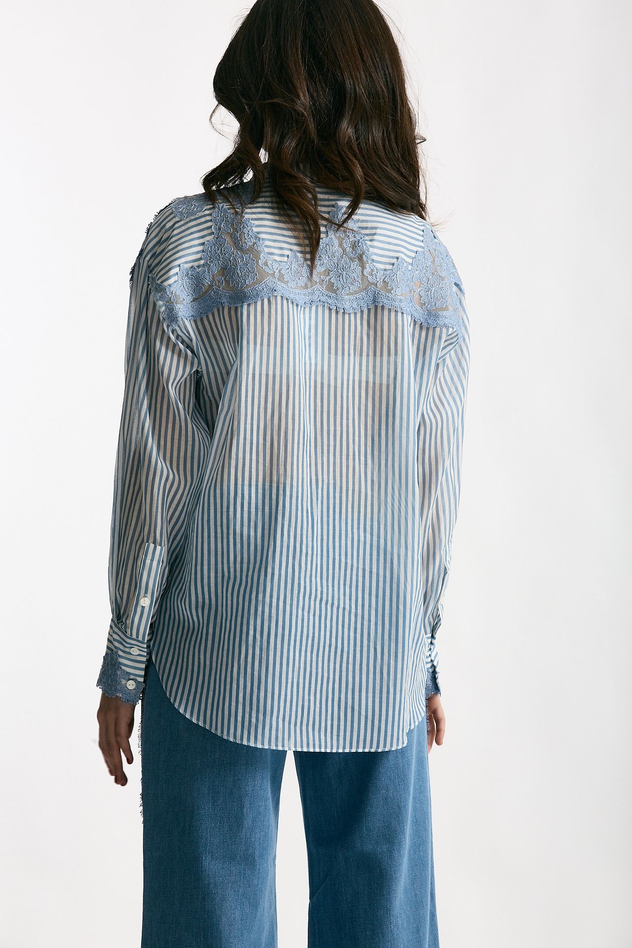 Camicia con applicazioni in pizzo rigata women Ermanno firenze - 3