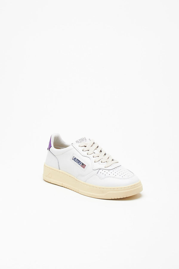 Sneakers MEDALIST LOW-AULW-LL08 in pelle women Autry