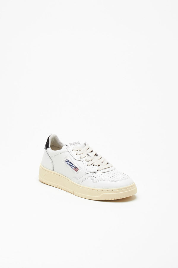 Sneakers MEDALIST LOW-AULW-LL22 in pelle women Autry