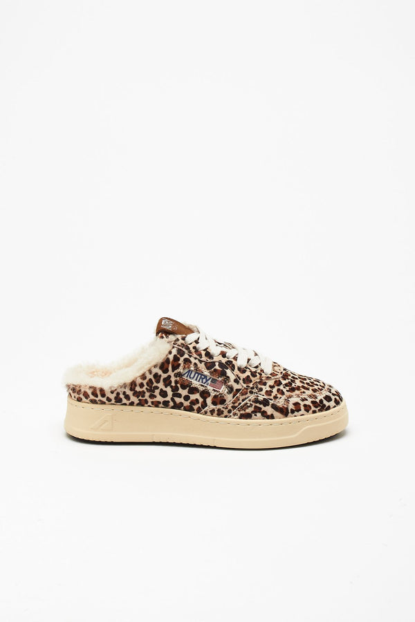 Mule MEDALIST LOW-AULW-YX01 in pelle women Autry