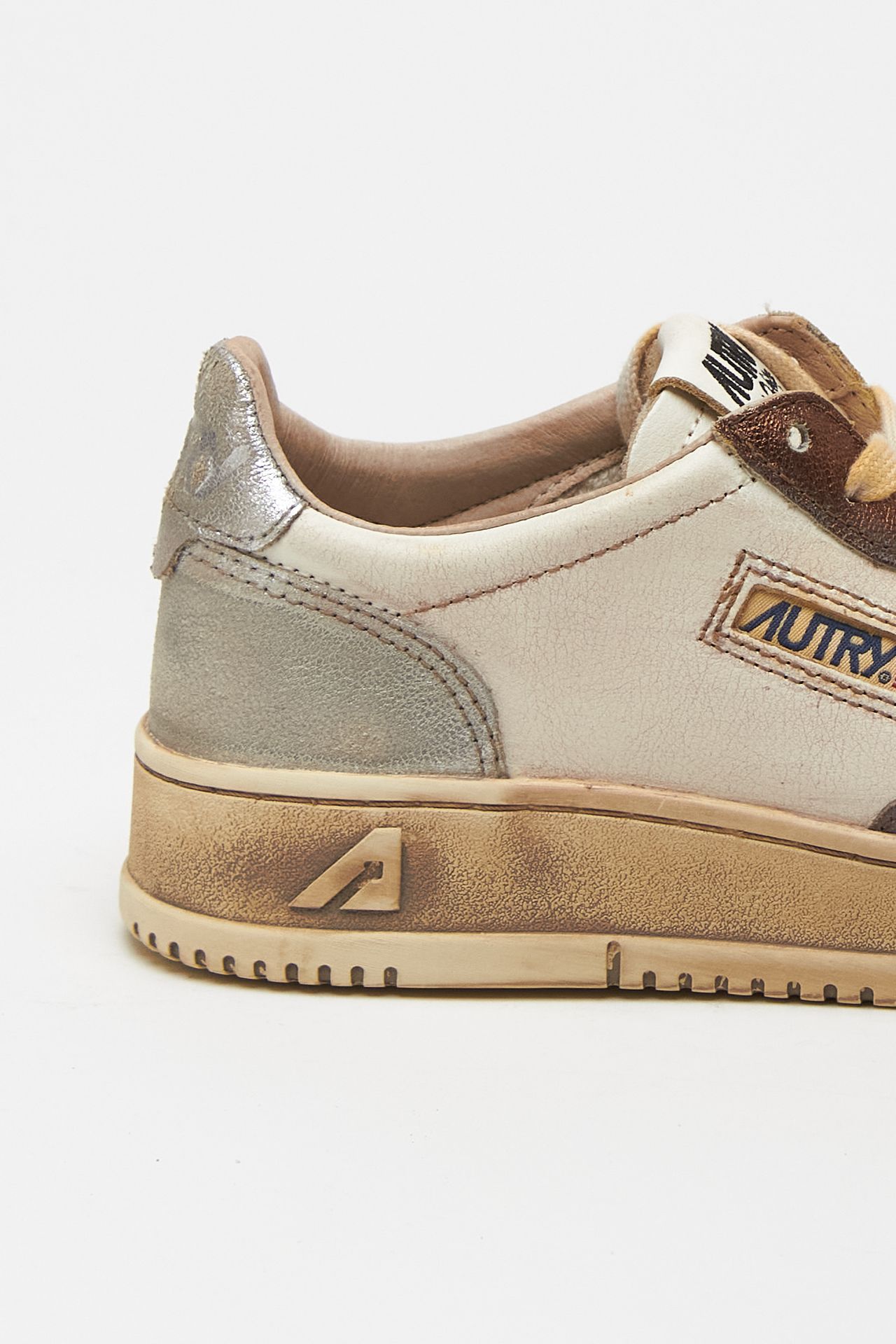 Sneakers MEDALIST LOW SUPER VINTAGE-AVLW-MT08 in pelle women Autry - 6