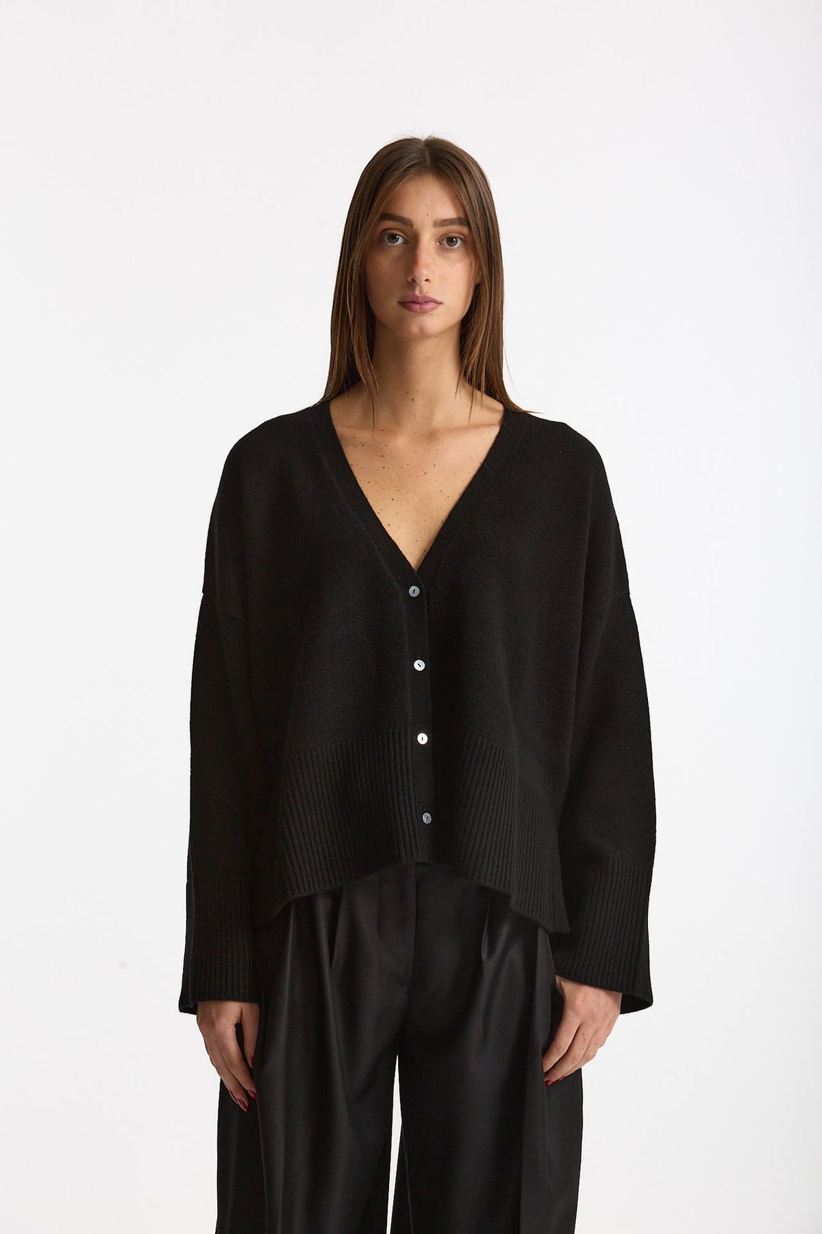 Cardigan over in cashmere a due fili nero women Be you - 2