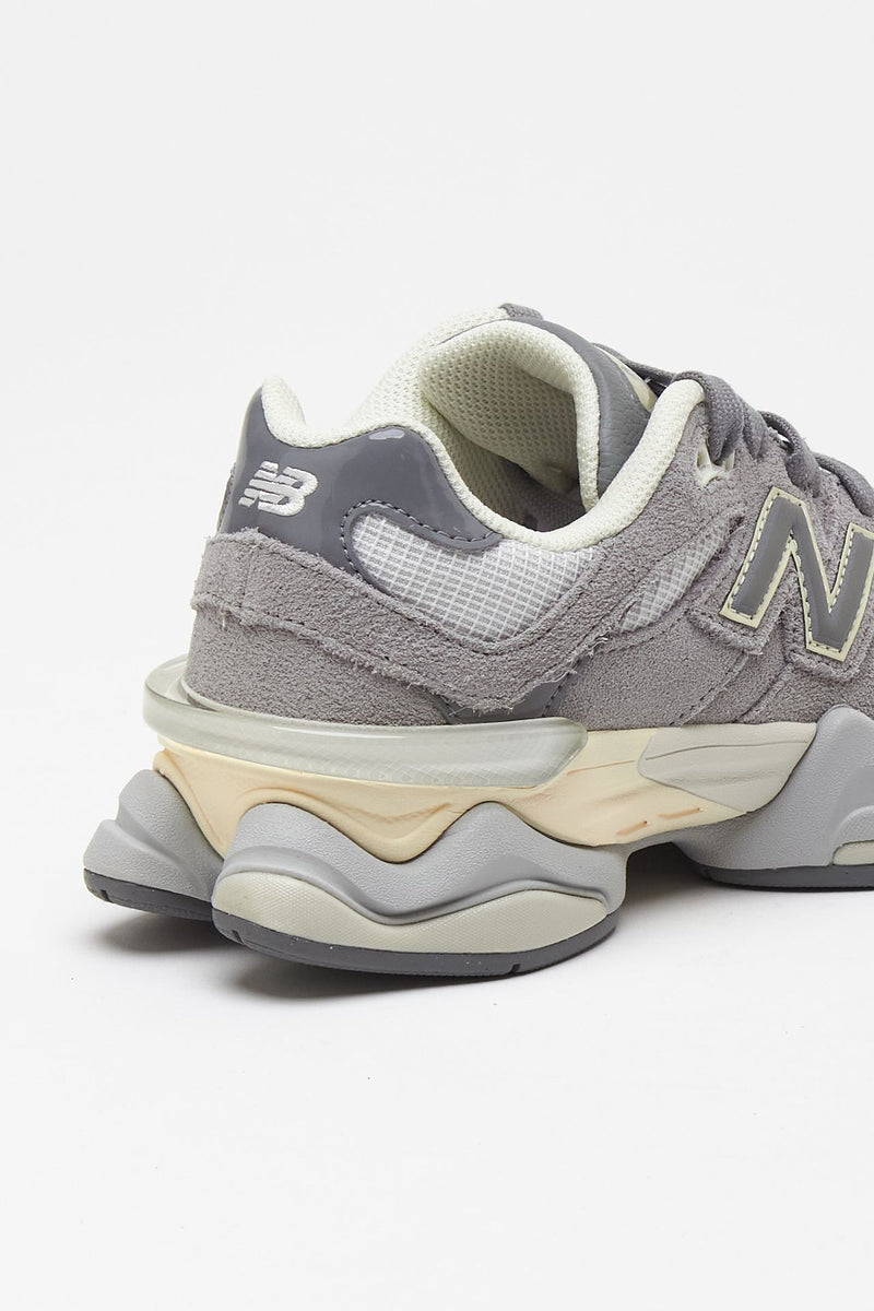 Sneakers U90609Z4 in mesh e pelle women New balance - 7