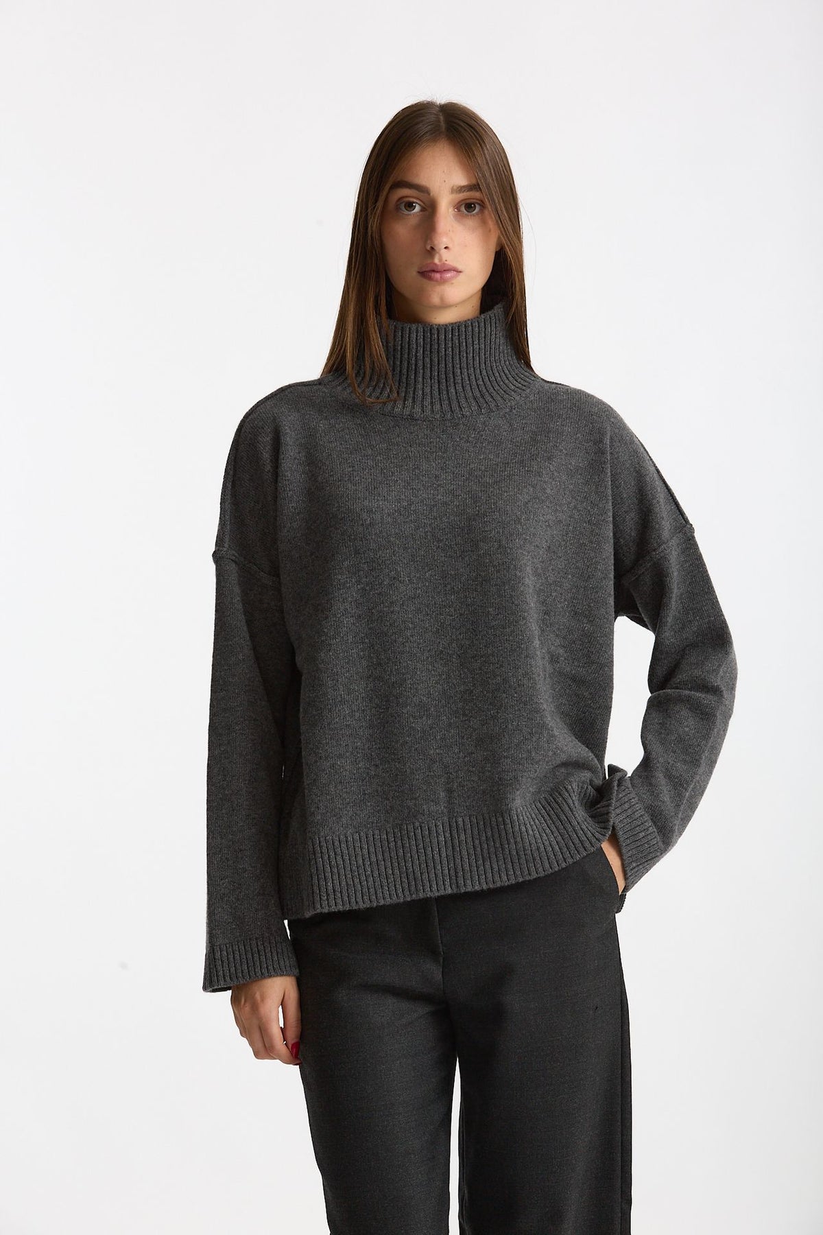 Maglia over dolcevita grigio antracite women Scaglione - 2