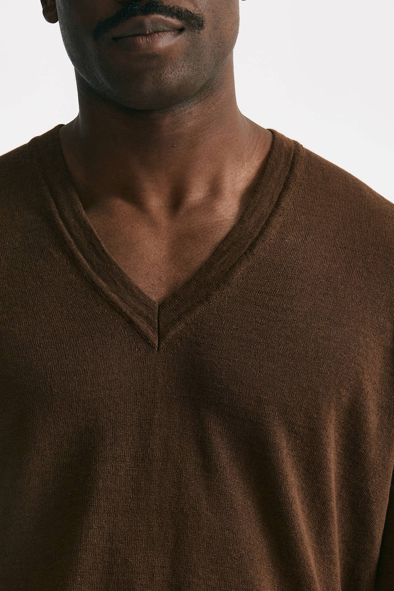 maglia scollo v in lino e cotone tabacco men Grifoni - 5