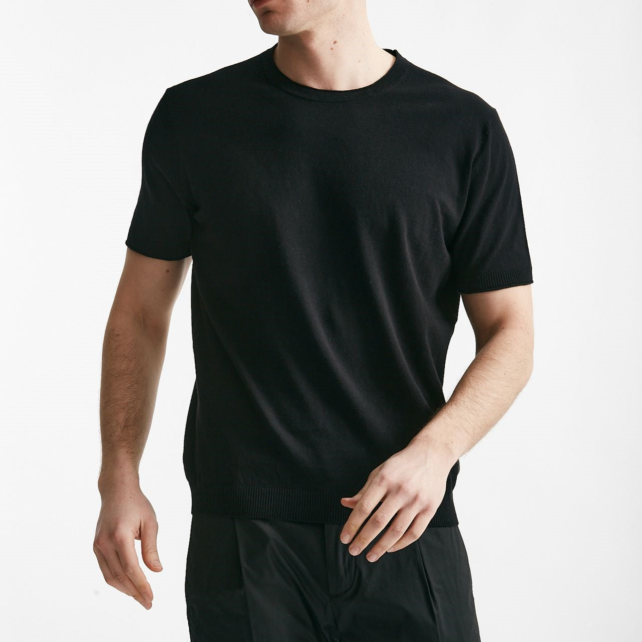 t shirt in maglia cotone e lino nero men Kangra - 5
