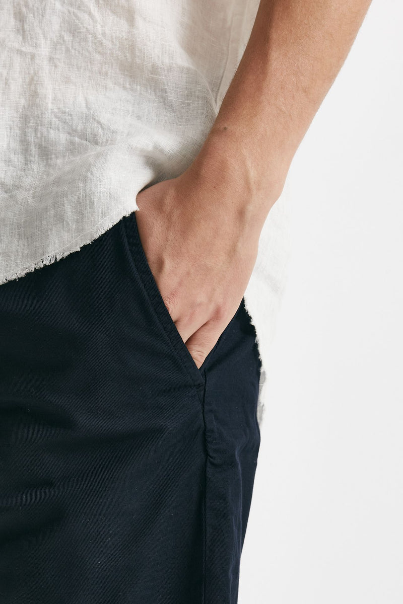 bermuda in cotone e lino stretch blu men White sand - 5