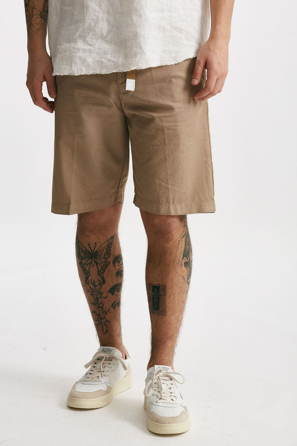 bermuda in cotone e lino stretch beige men White sand
