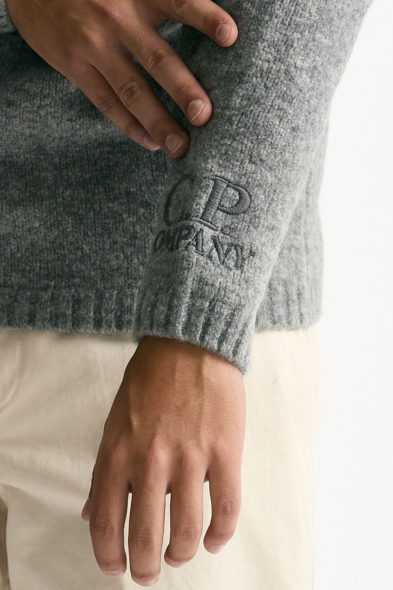 Dolcevita in lana e poliammide stretch bouclè grigio men C.p. company - 6