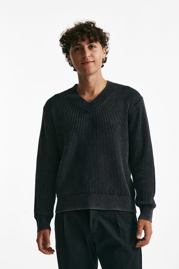 Maglia scollo a V in cotone nero men Diana studio