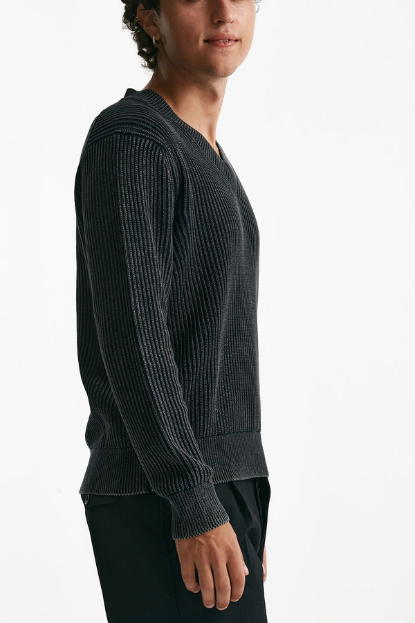 Maglia scollo a V in cotone nero men Diana studio