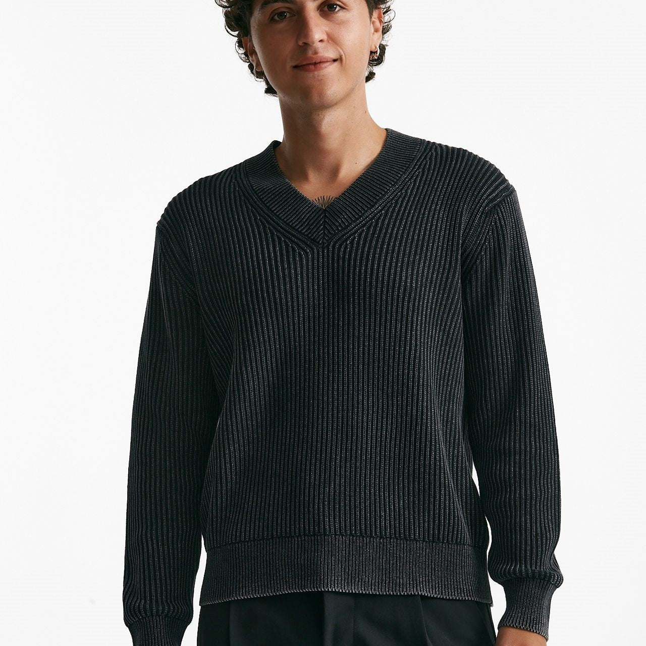 Maglia scollo a V in cotone nero men Diana studio - 7