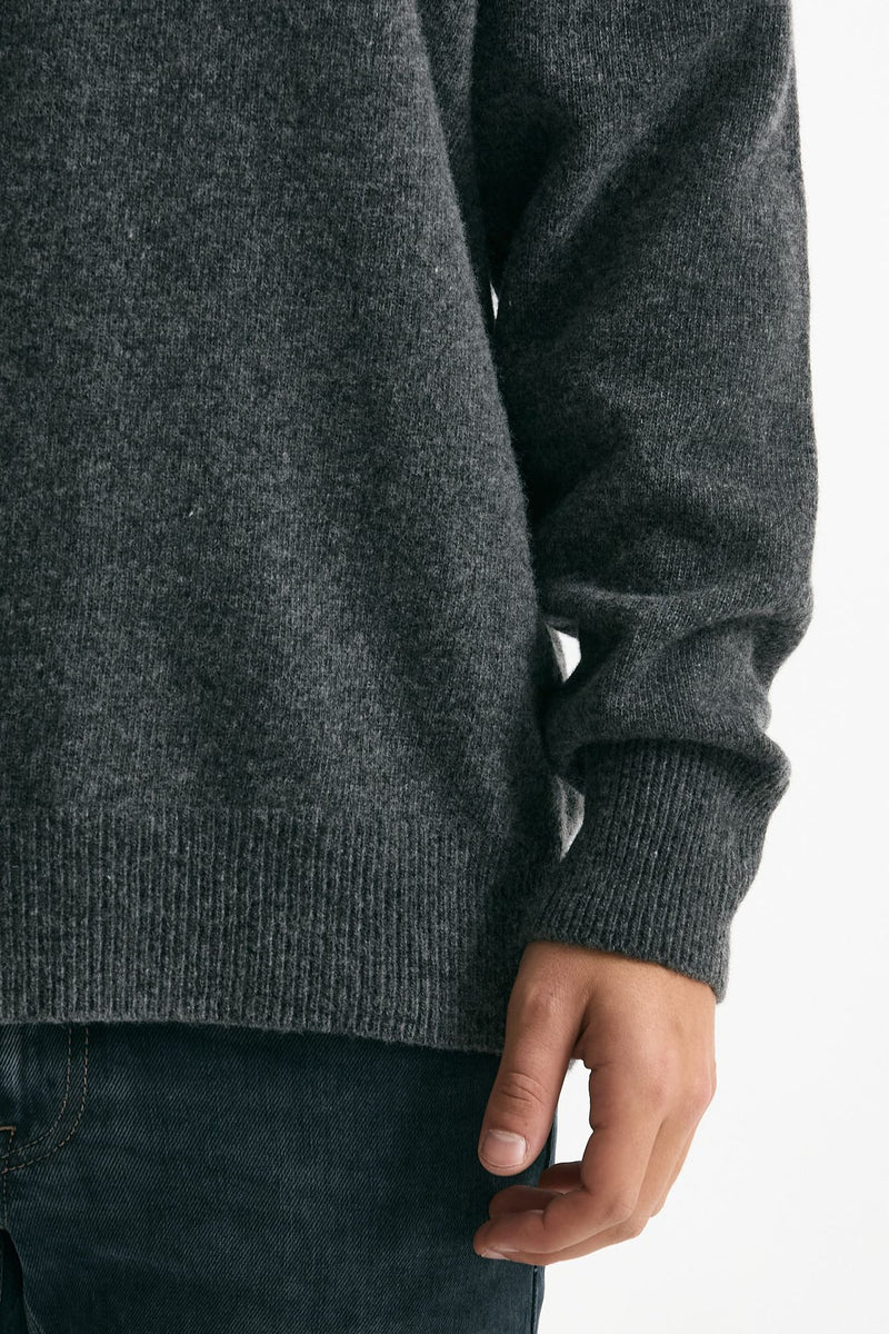 Polo in lana scollo V grigio men Grifoni - 6