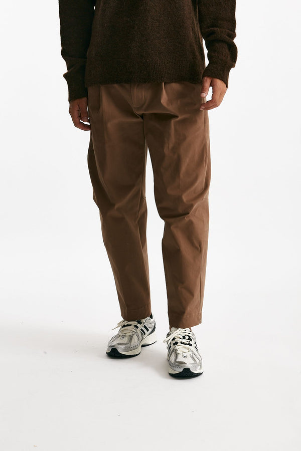 Pantalone GIULIO CARROT in cotone cammello men Nine in the morning