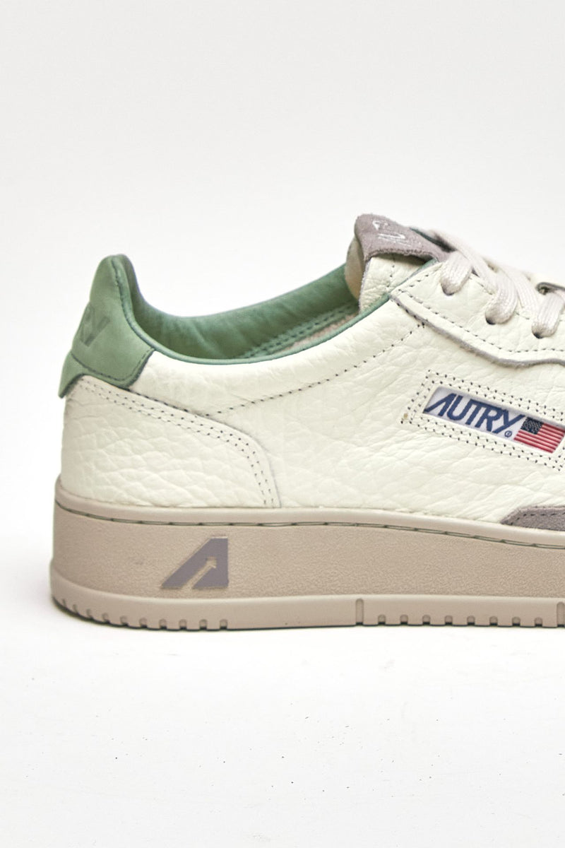 Sneakers MEDALIST LOW-AULM-NE16 in pelle martellata men Autry - 6