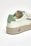 Sneakers MEDALIST LOW-AULM-NE16 in pelle martellata men Autry - 7