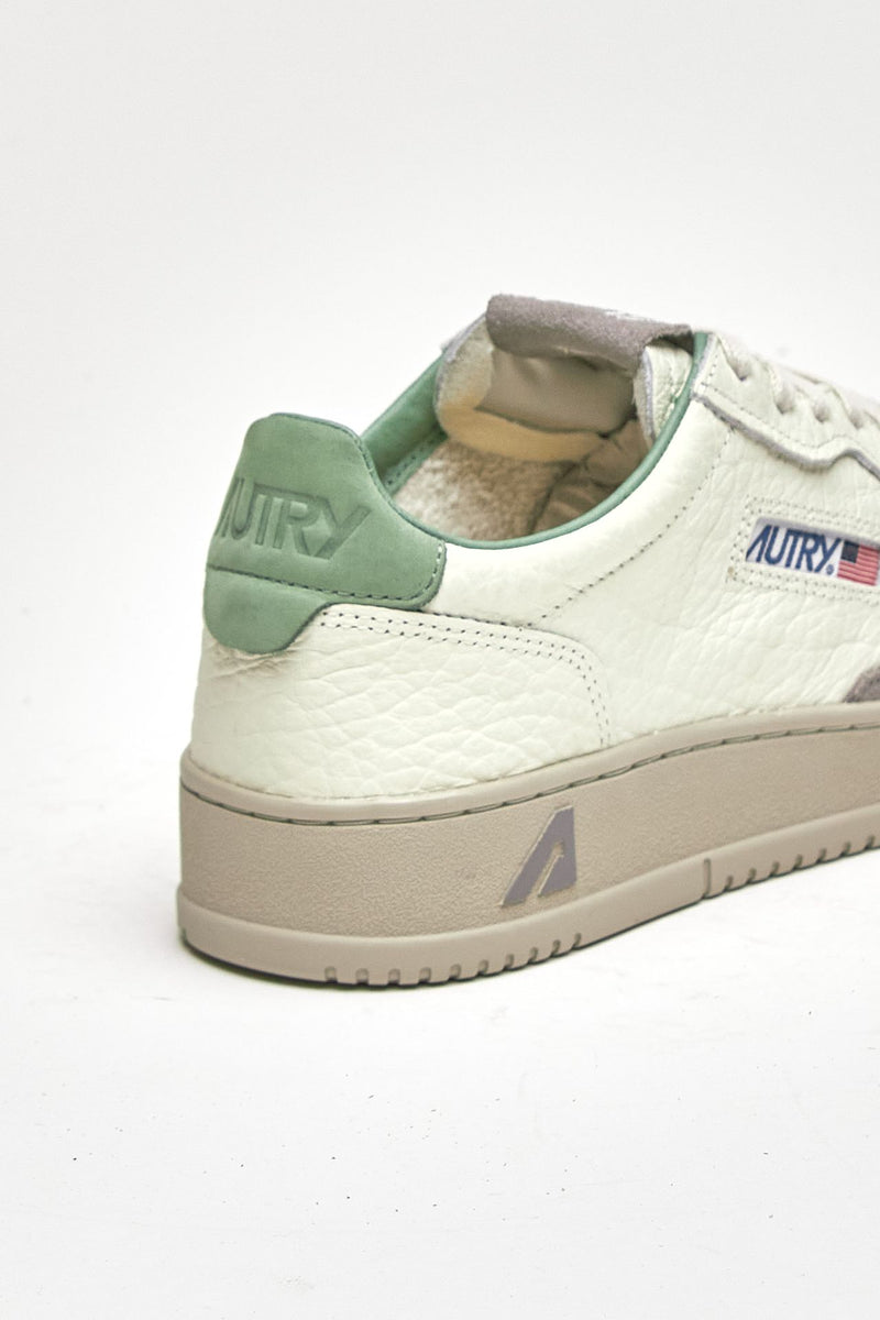 Sneakers MEDALIST LOW-AULM-NE16 in pelle martellata men Autry - 7