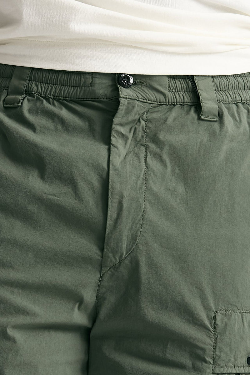 Bermuda in cotone e poliamide stretch verde men C.p. company - 5