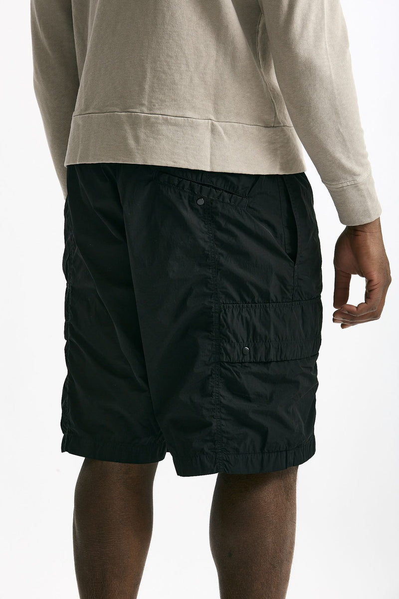Bermuda in nylon colore nero men C.p. company - 3