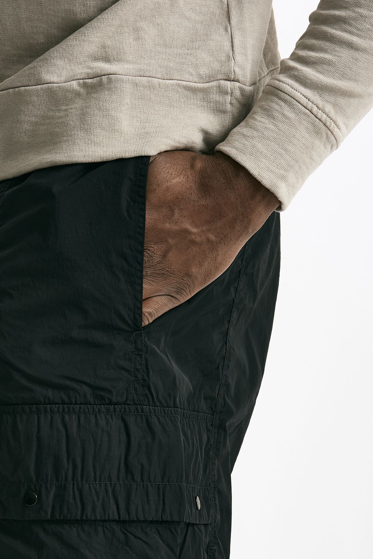 Bermuda in nylon colore nero men C.p. company - 5