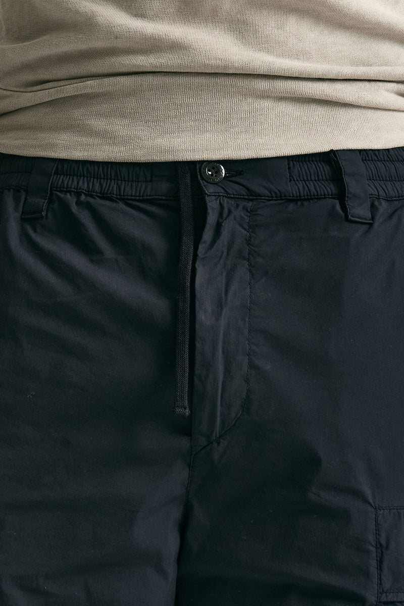 Bermuda in cotone e poliamide stretch blu men C.p. company - 5