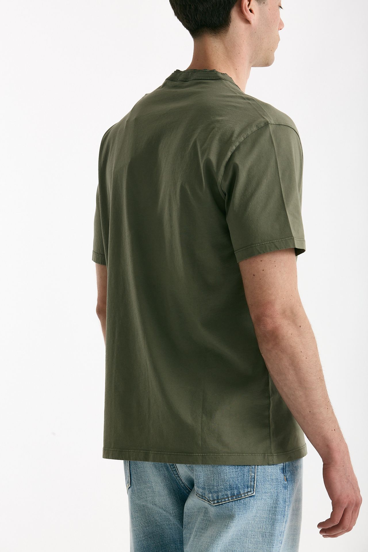 T-shirt Scollo a V verde militare men Grifoni - 4