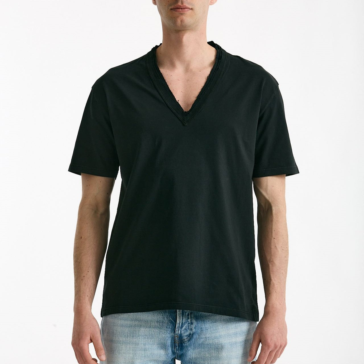 T-shirt Scollo a V nero men Grifoni - 6