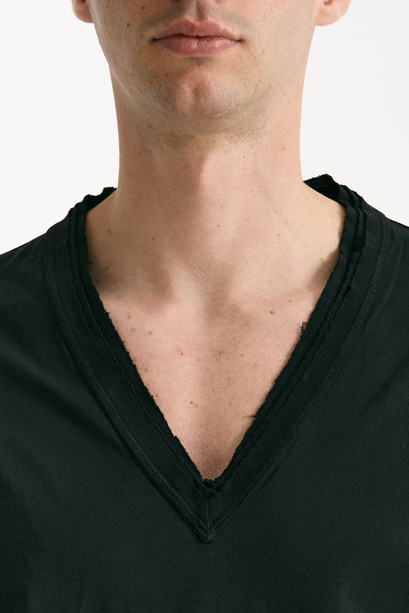 T-shirt Scollo a V nero men Grifoni - 5