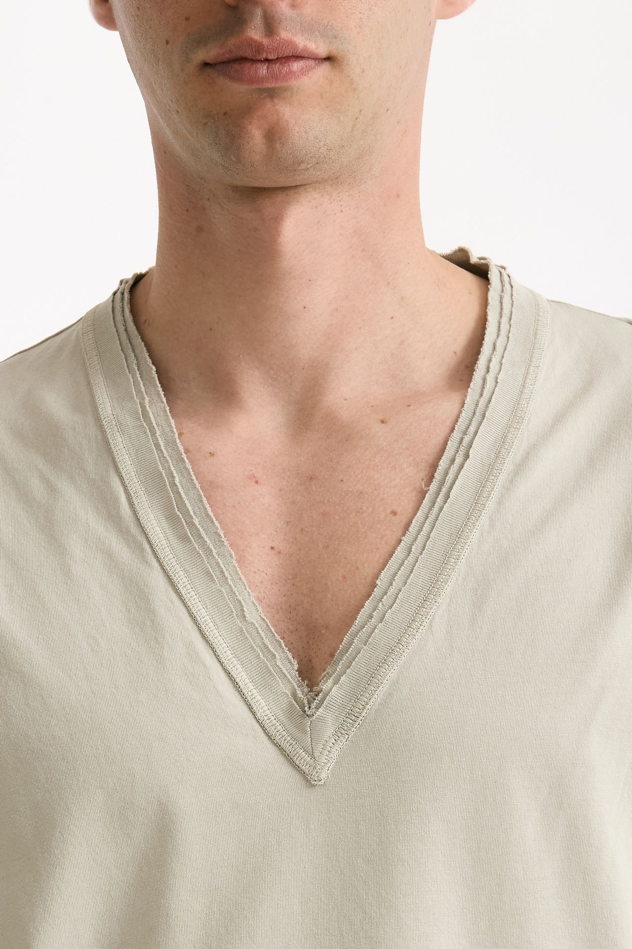 T-shirt Scollo a V beige men Grifoni - 6