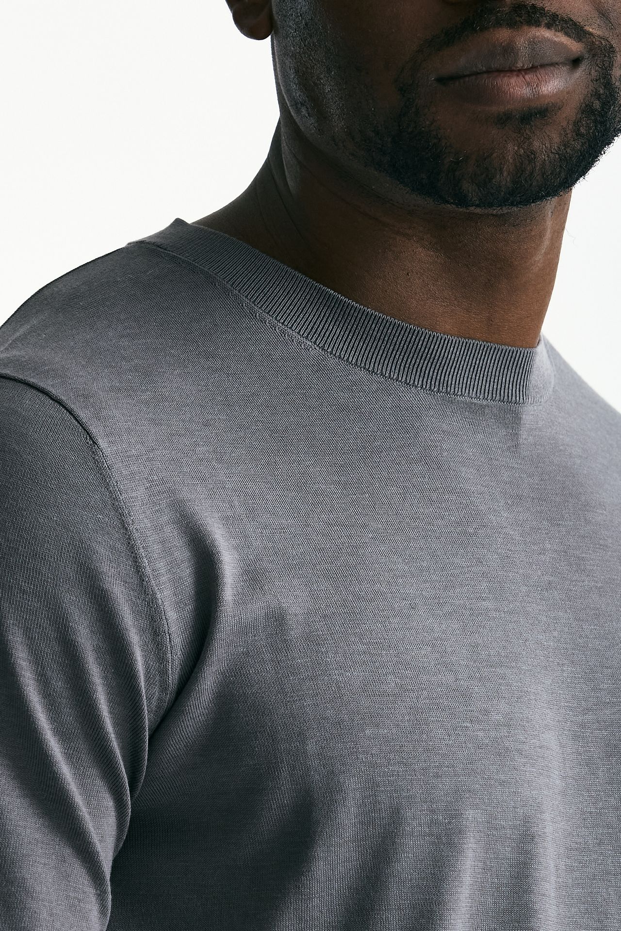 T-shirt in seta e cotone grigio scuro men Kangra - 5