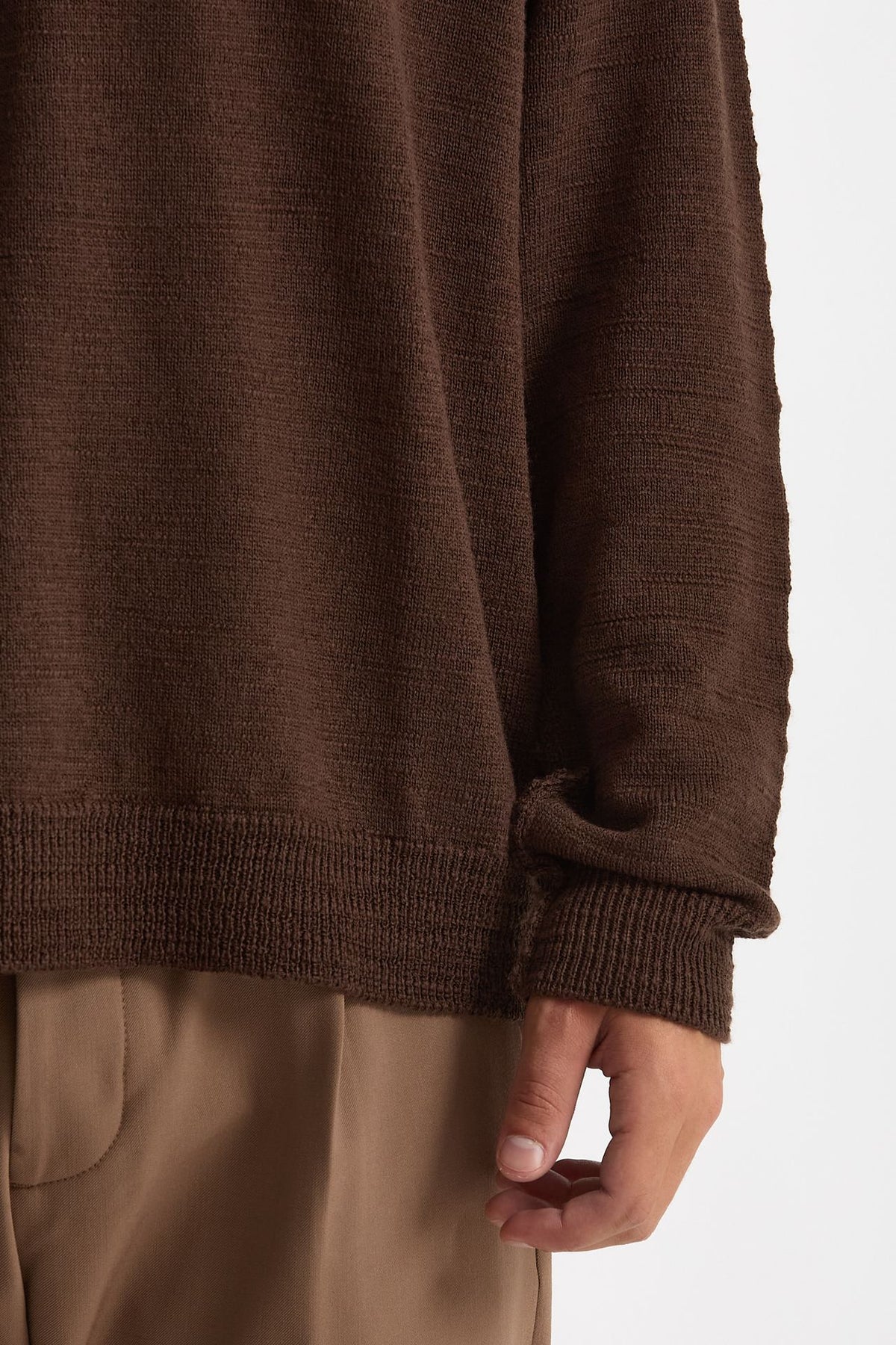 Maglia in lana marrone Scollo a V men Atomo factory - 6